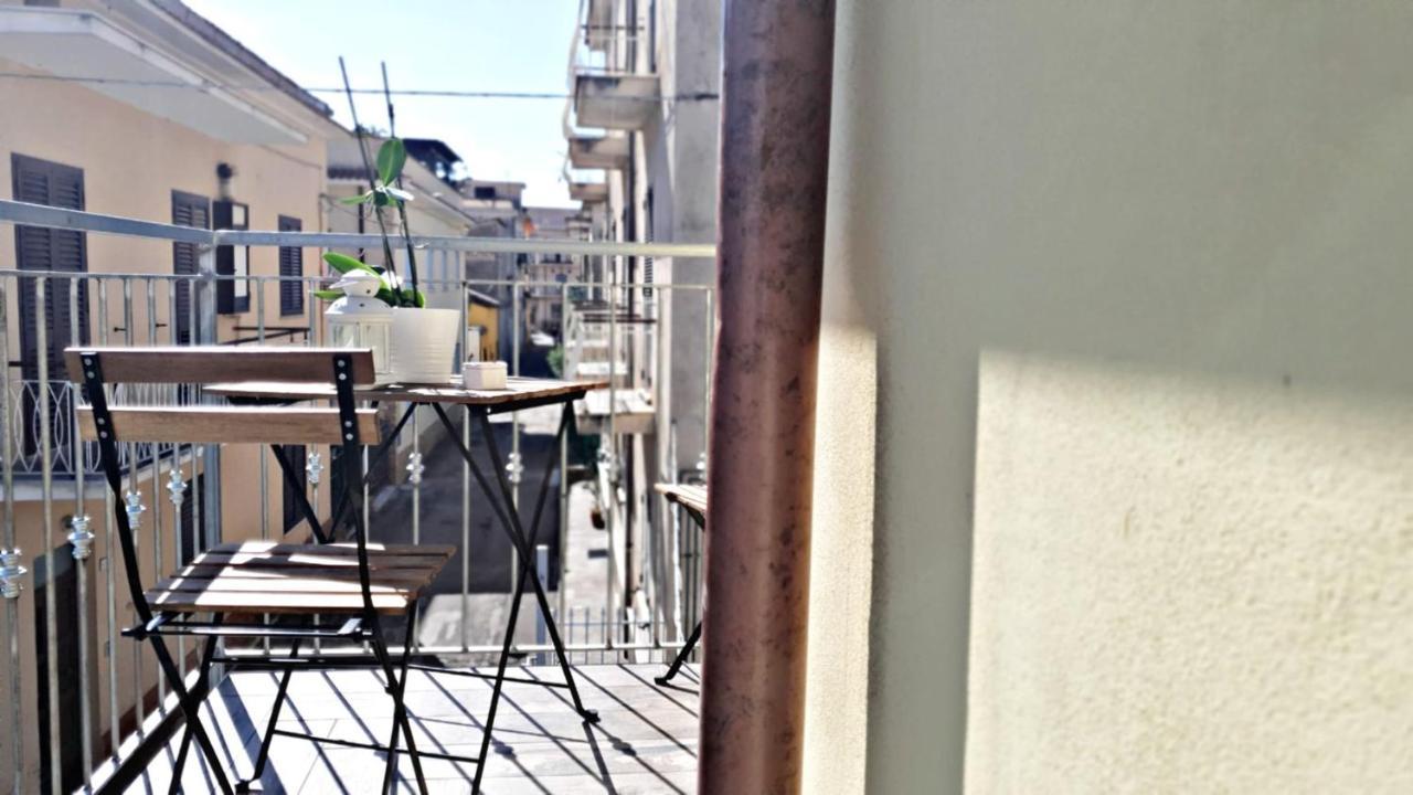 B&B A Casa Di Antonella Scauri  Kültér fotó