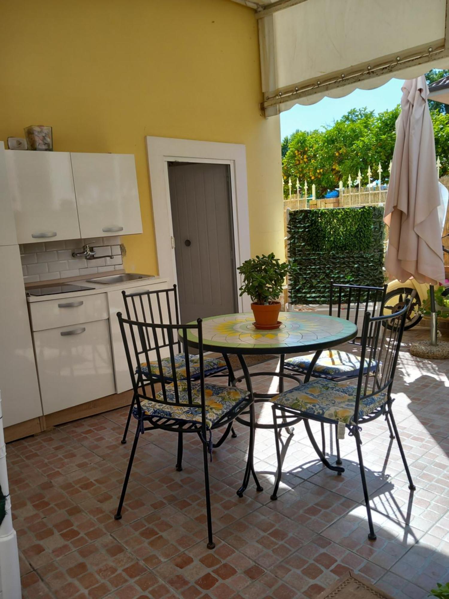 B&B A Casa Di Antonella Scauri  Kültér fotó