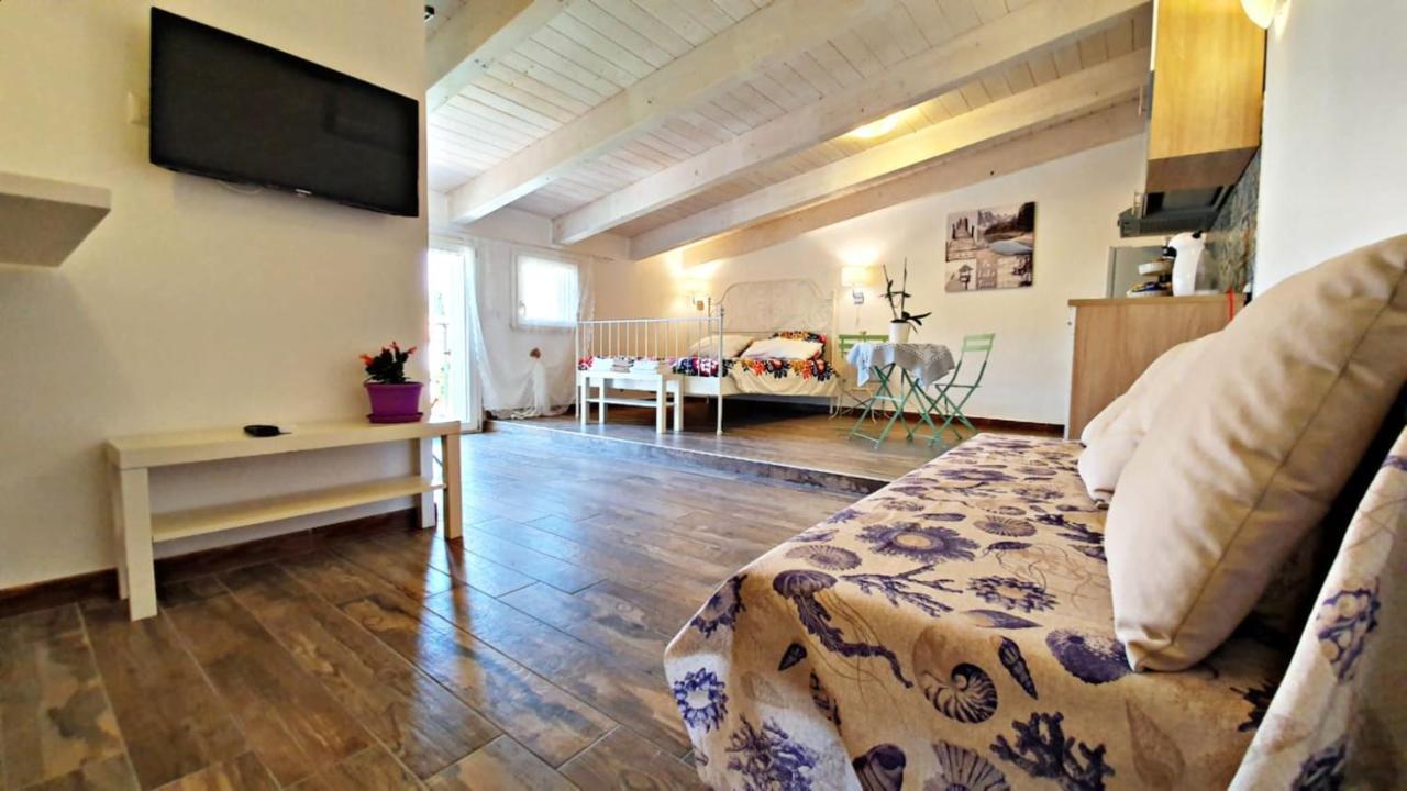 B&B A Casa Di Antonella Scauri  Kültér fotó