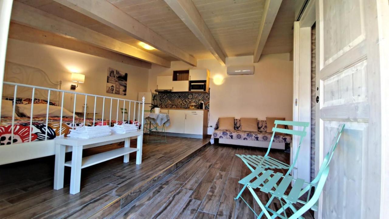 B&B A Casa Di Antonella Scauri  Kültér fotó